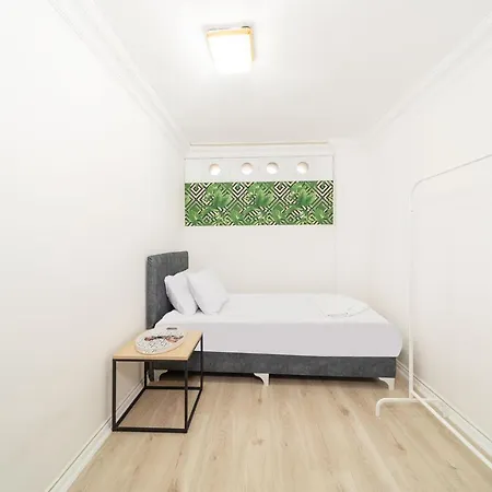 דירה Pleasant House With Backyard 5 Min Walk To Kaleici In Muratpasa, Antalya